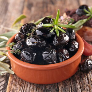 schwarze oliven ( siyah zeytin )